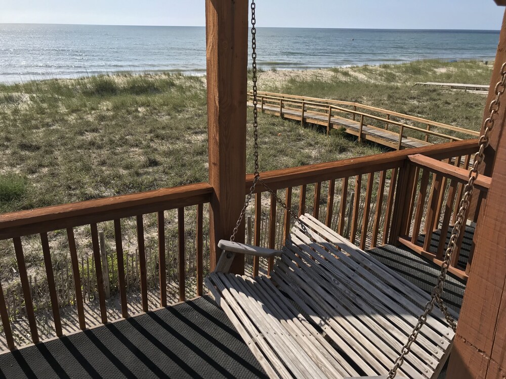 Oceanfront - still booking into Fall/Winter