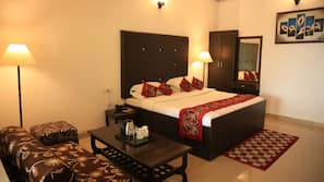 1 bedroom, premium bedding, individually decorated