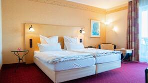 1 Schlafzimmer, Allergikerbettwaren, Zimmersafe, Schreibtisch