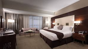 In-room safe, desk, laptop workspace, blackout curtains