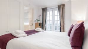 3 bedrooms, iron/ironing board, free WiFi