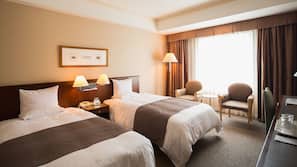 In-room safe, desk, iron/ironing board, free WiFi