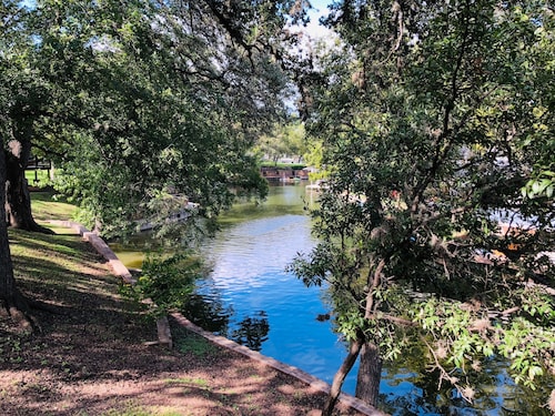 Best Cabins In Lampasas For 2020 Find Cheap 69 Cabins Rentals