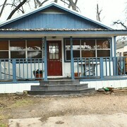 Top 10 Hotels Closest To Creation Evidence Museum In Granbury