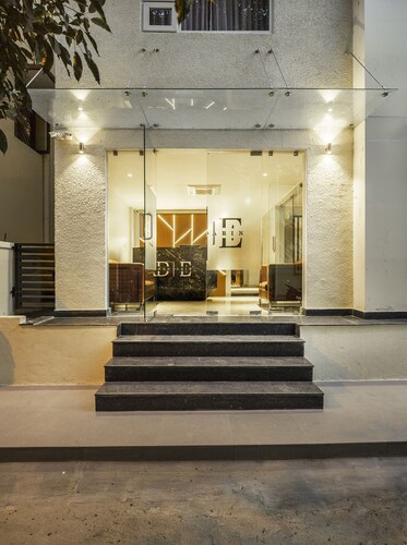 w-100 hotel_img