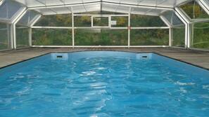 Piscine extérieure (ouverte en saison)
