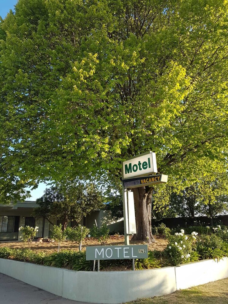 Primary image, Holbrook SKYE Motel