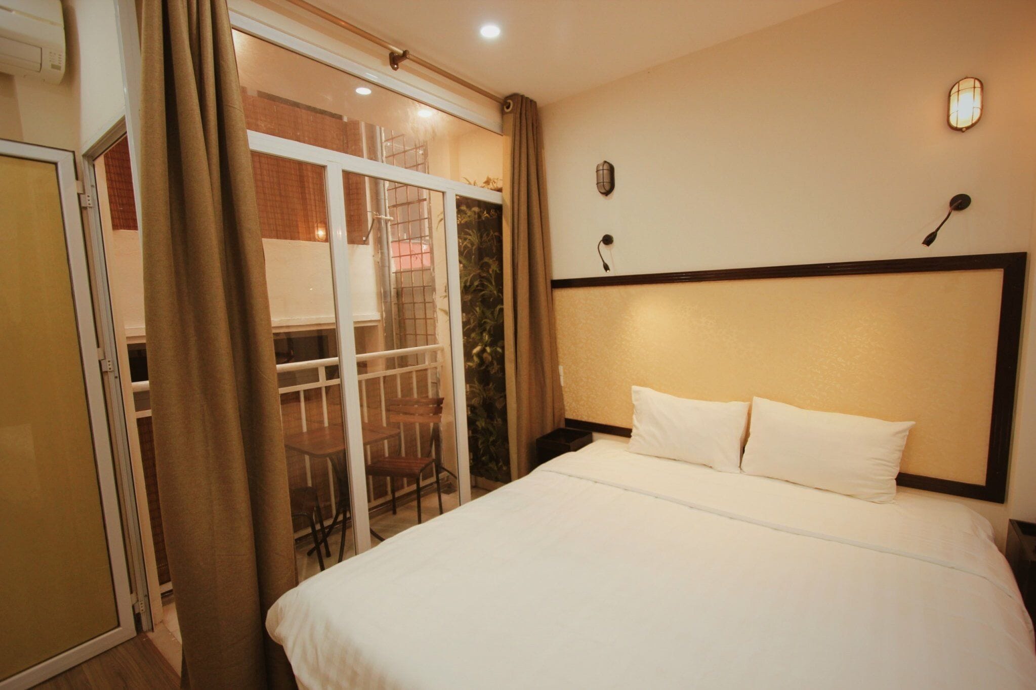 inflatable lounge bed rusta