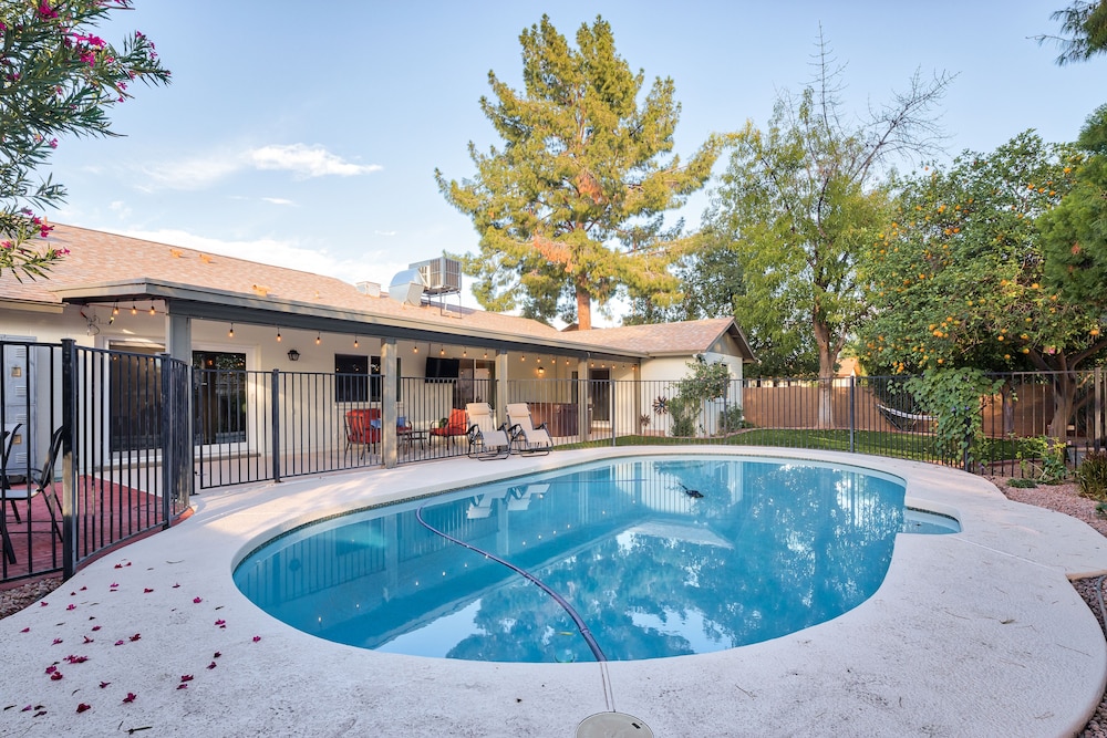 Mesa Home W Pool Hot Tub Near Scottsdale Tempe In