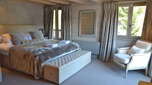 5 chambres, rideaux occultants, lits bébés (en supplément)