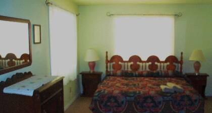 Creekside Condo at the Kelly Lodge Holiday home 2 BestStayz.1