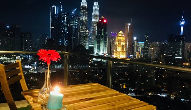 Klcc City Center View Skyline Luxury And Comfortable Condo Infinity Sky Pool 2021 𝗗𝗲𝗮𝗹𝘀 𝗣𝗿𝗼𝗺𝗼𝘁𝗶𝗼𝗻𝘀 Expedia Singapore