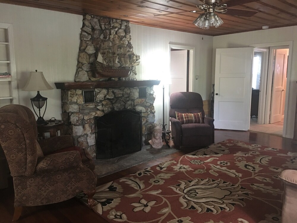 Lakeview Lodge Cabin Bass Lake Vrbo