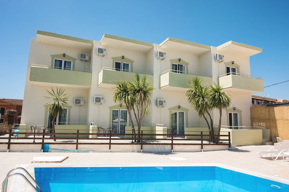 Sidari Inn Aparthotel in Sidárion, Greece