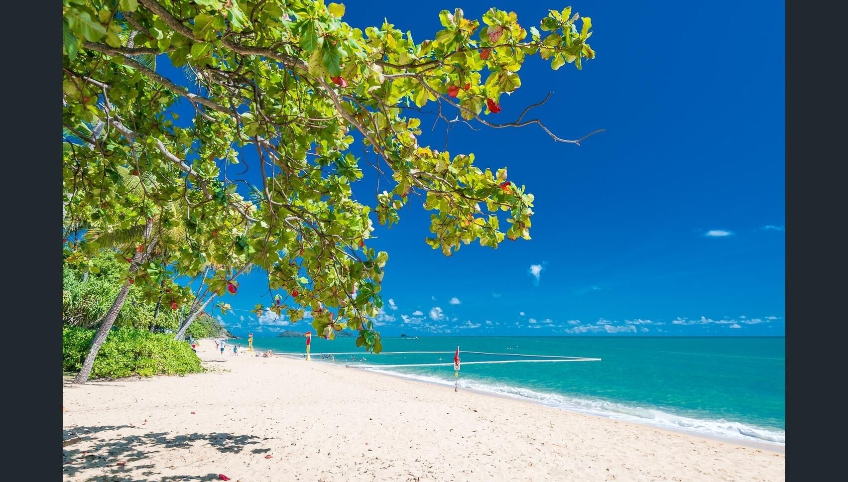 3BR Waterfront "the Beach House" - Wifi