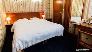Premium bedding, desk, blackout curtains, soundproofing