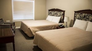 Laptop workspace, free WiFi, linens, wheelchair access