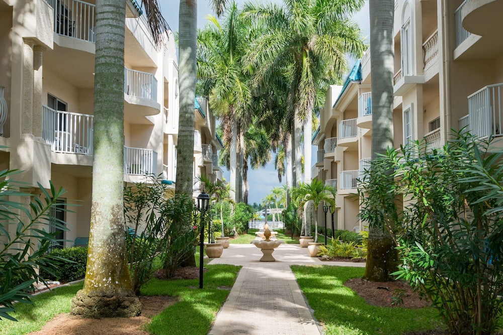 Unit 318-2 Bedroom 2 Bathroom Bay Side Standard Condominium