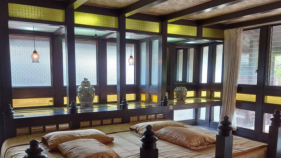 เรือนทะเล บางเสร่ รีสอร์ท