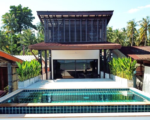 Ko Lanta Old Town Private Vacation Homes Ebookerscom - 