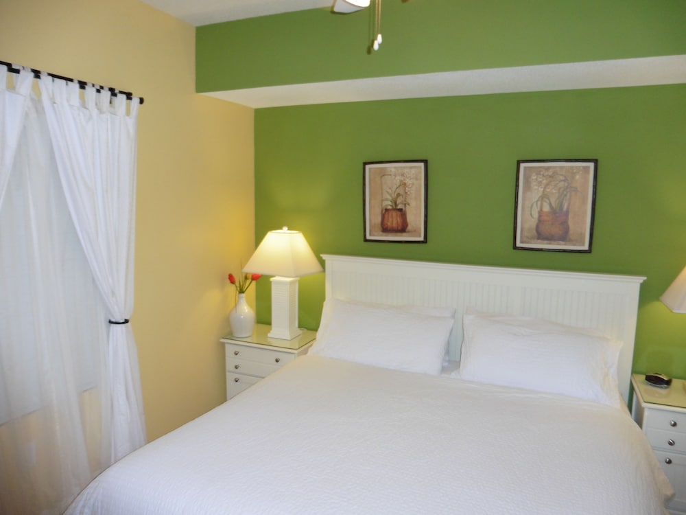 Waterfront Condo with Heated Pool and Elevator Beachfront Luxury with