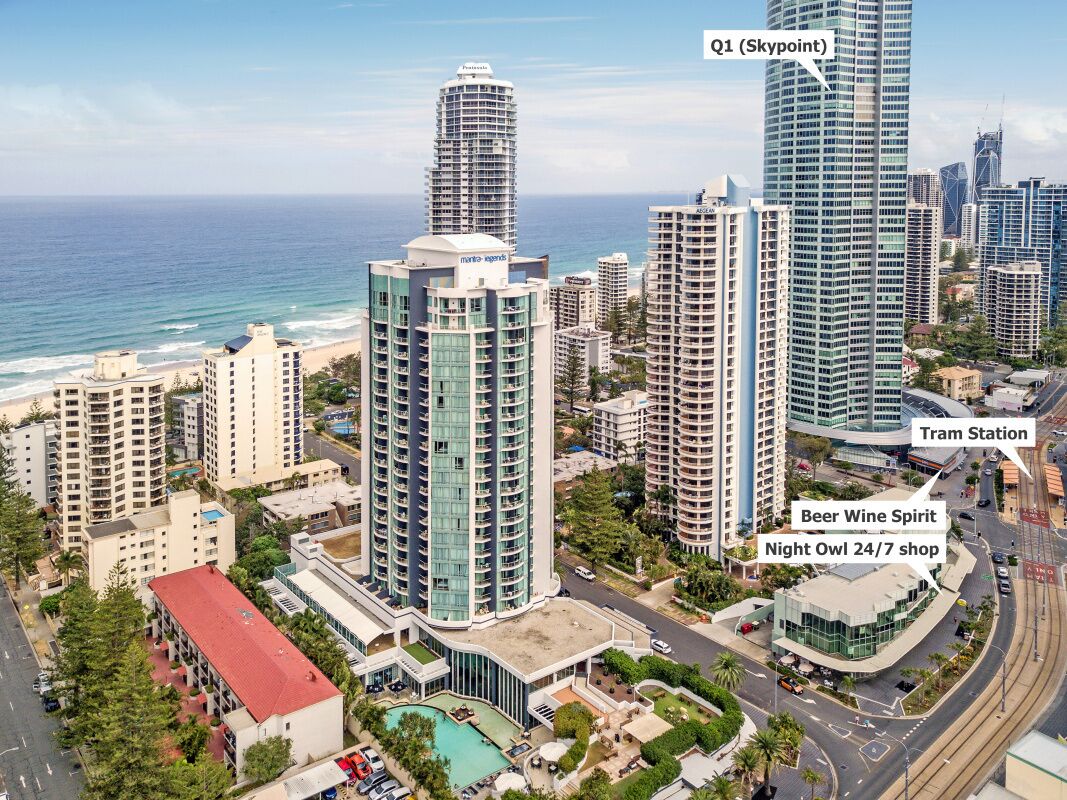 Heart of City 2 min Walk to BEACH-best VALUE, POOL