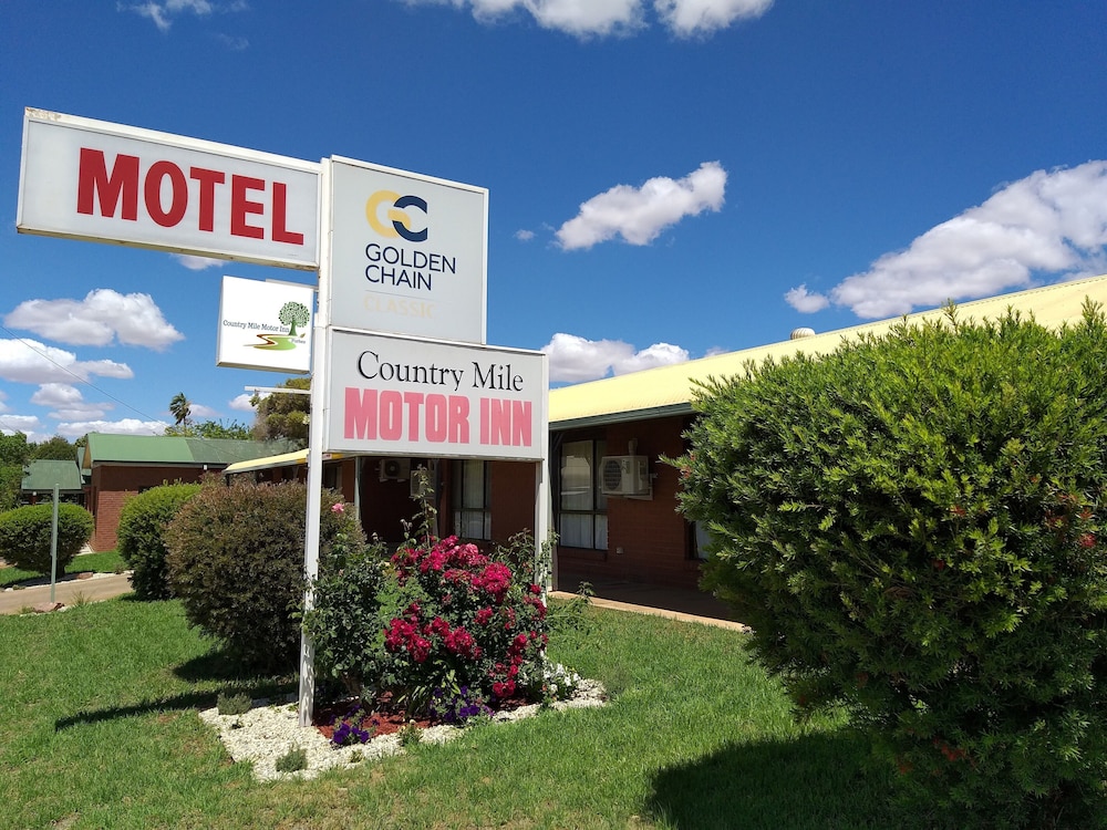 Country Mile Motor Inn