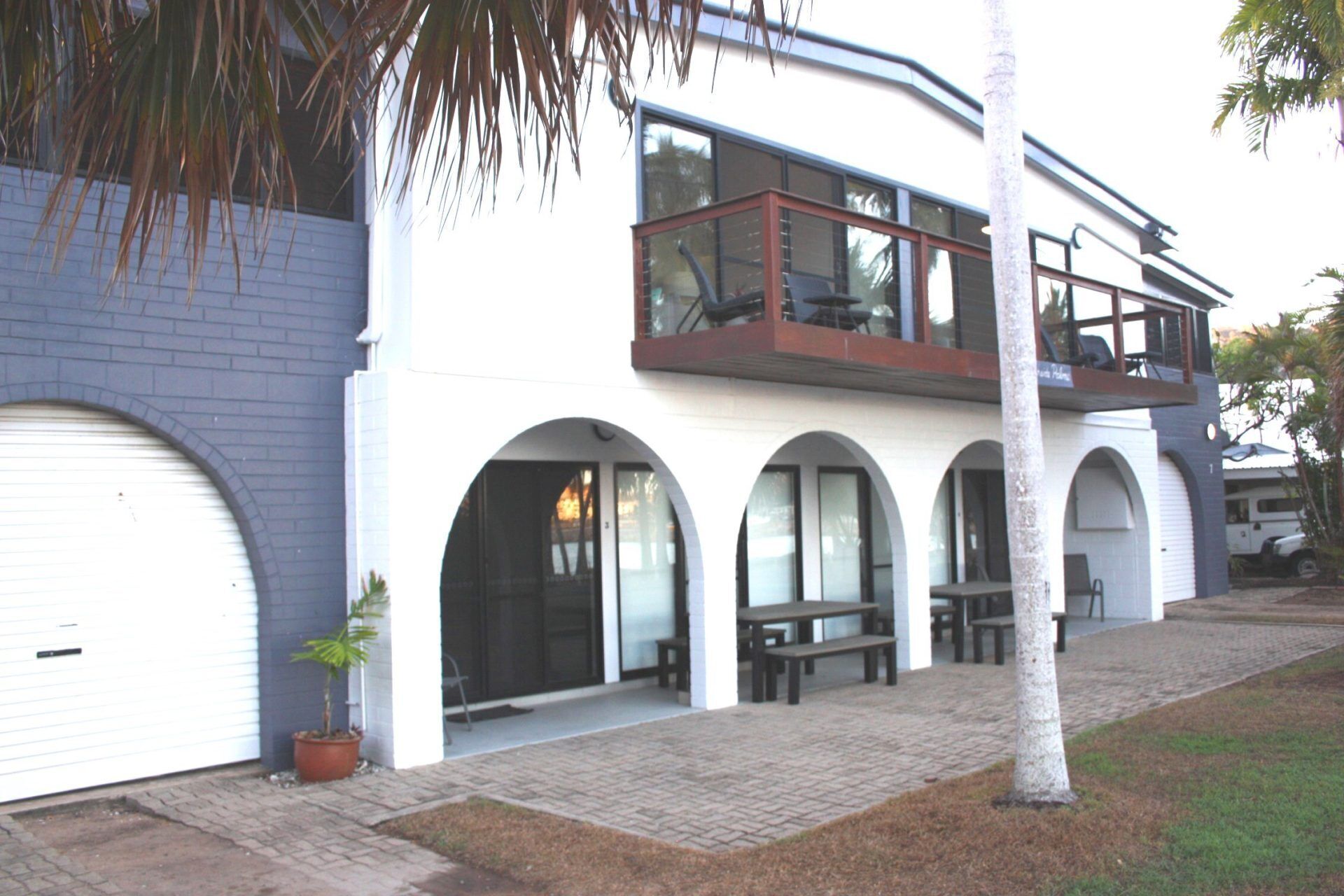 Beachside Palms Unit 3