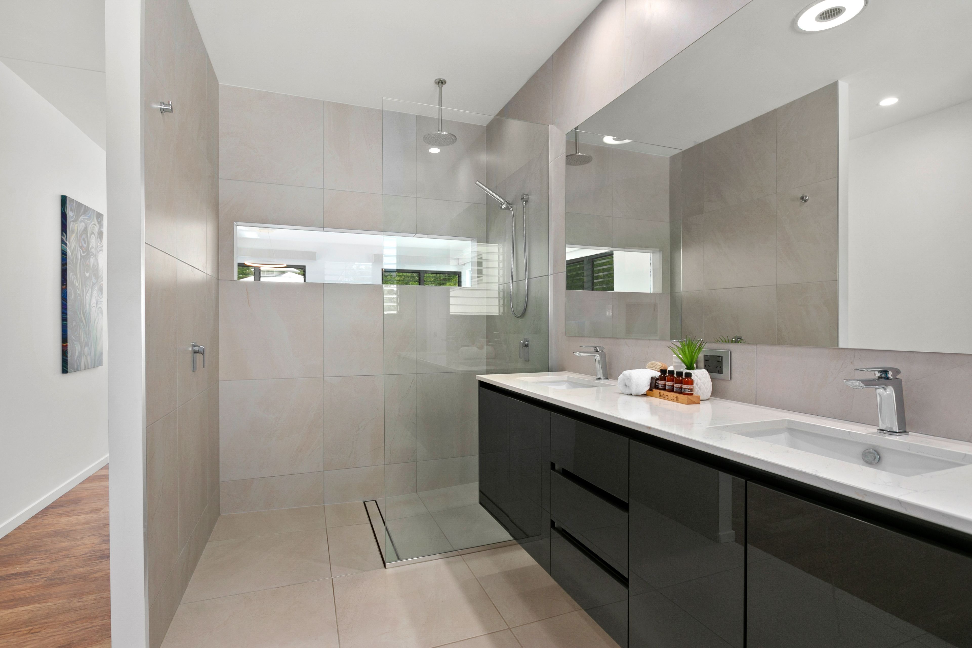 Tranquil Waters - Luxury in Oceans Edge