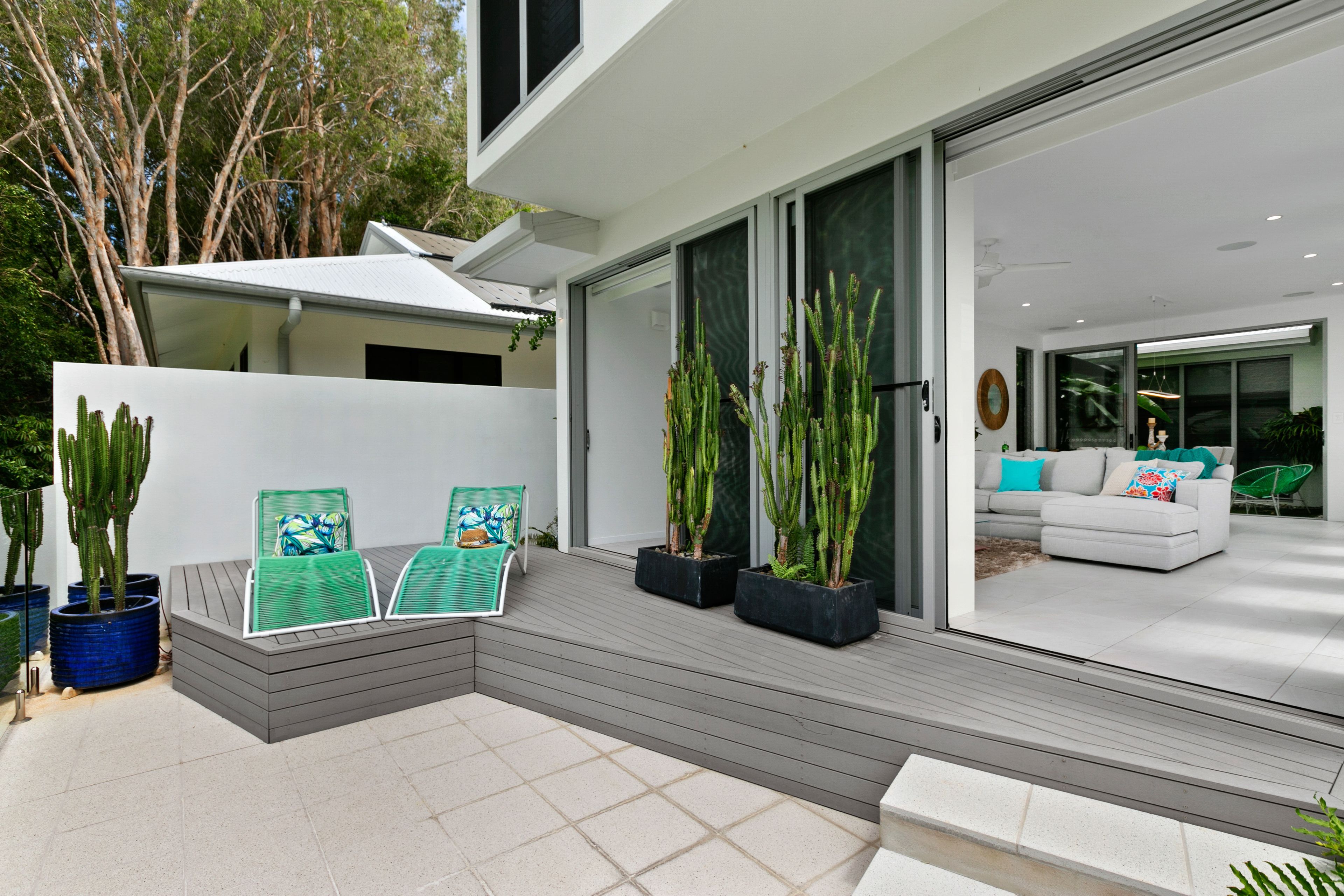 Tranquil Waters - Luxury in Oceans Edge