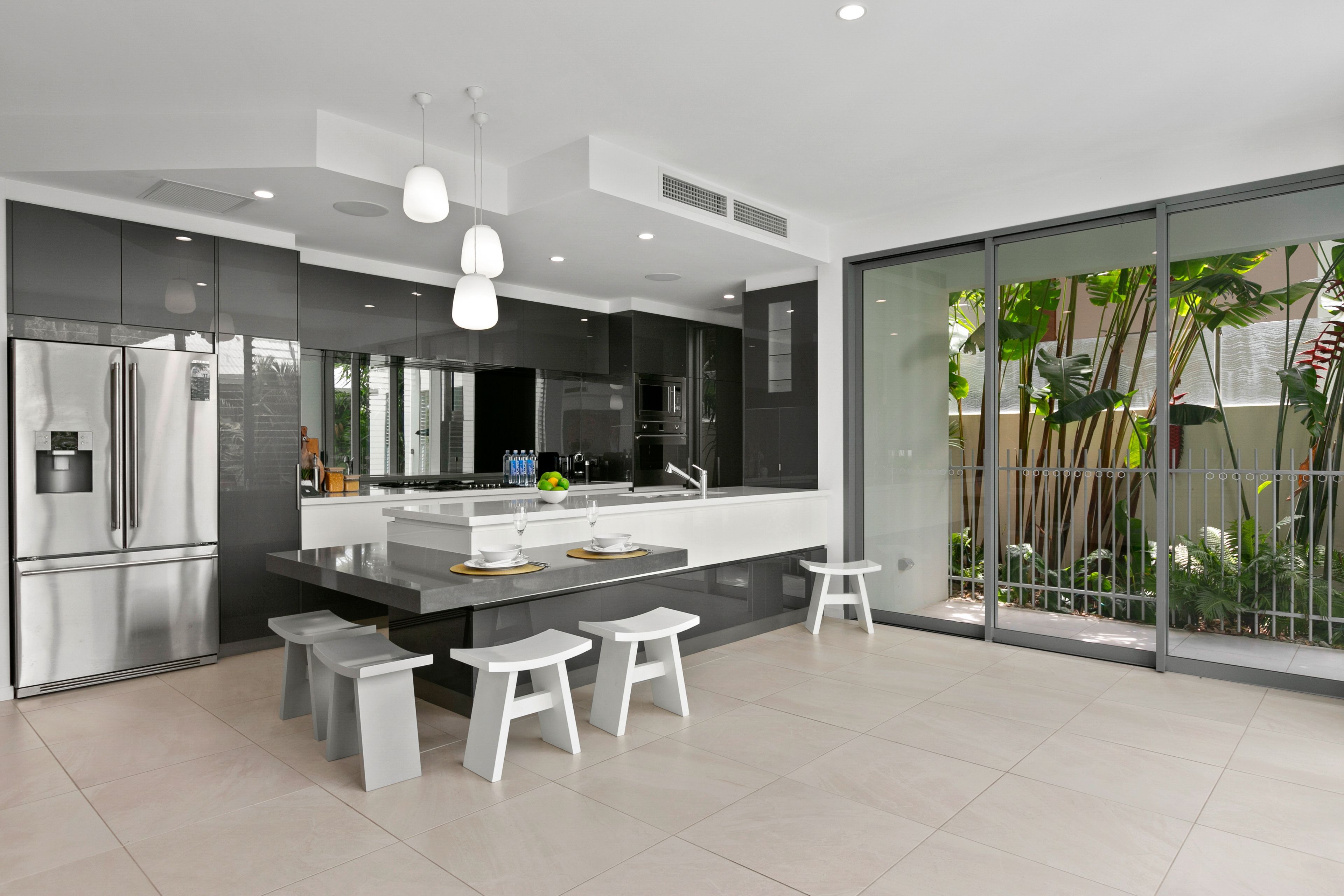 Tranquil Waters - Luxury in Oceans Edge