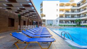 Sun deck