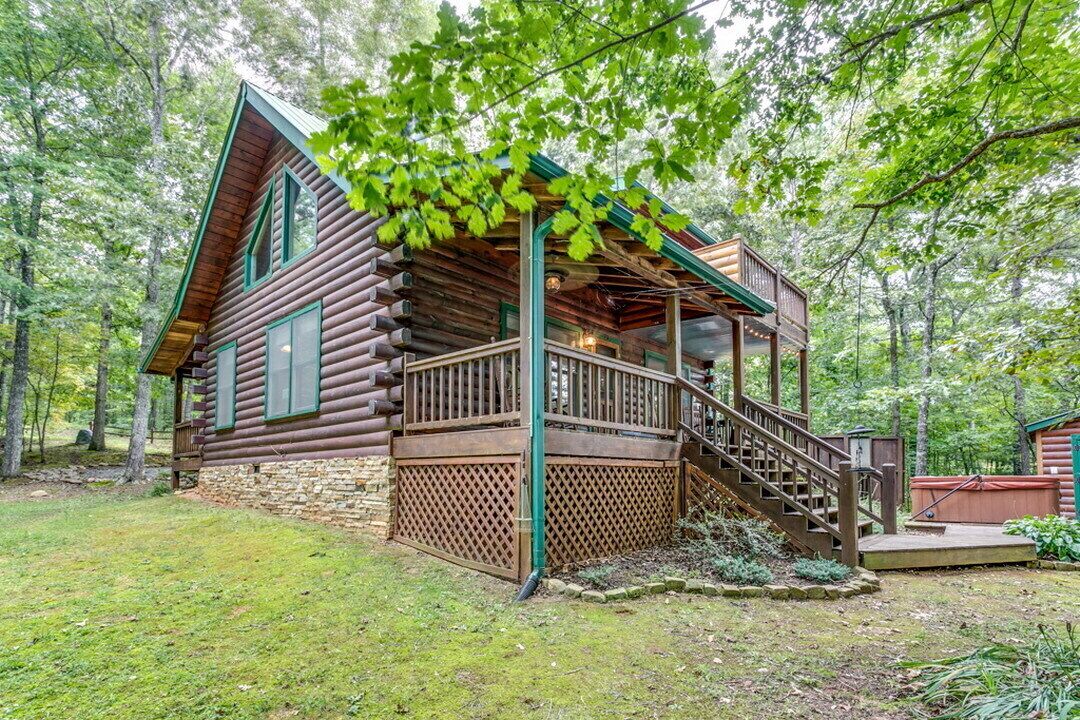 Free Whitewater Rafting Ziplining Cozy Pet Friendly Cabin Near