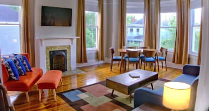 Beautiful Brick 2 Bedroom Home