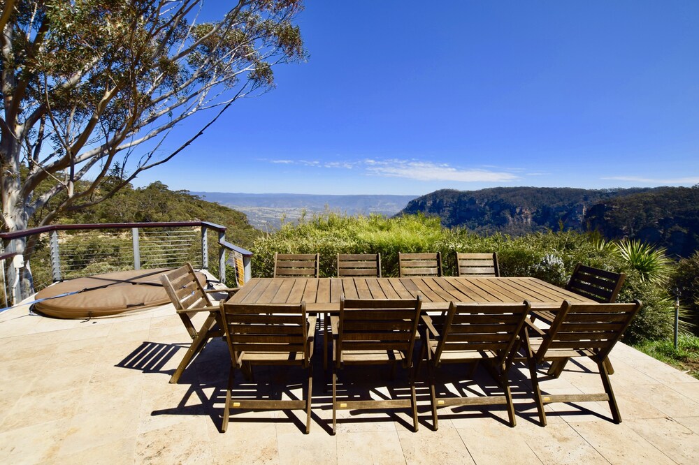 Amaroo Mountaintop Villa