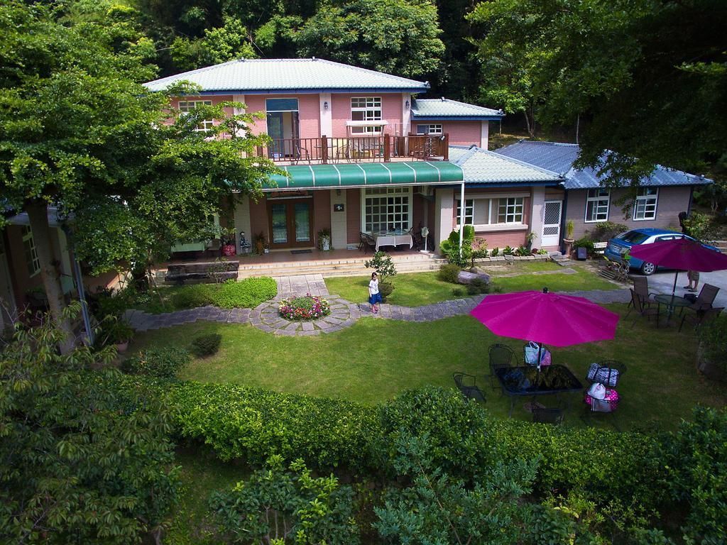 ボー ゾー ヴィラ 三義景觀咖啡民宿柏竺山莊 口コミ 部屋写真 料金 お得情報 エクスペディア