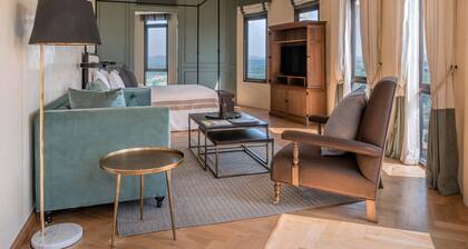 Toscana Piazza - Adults Only