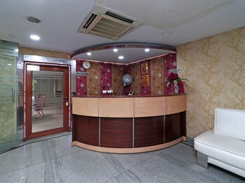 Oyo 16893 Hotel Parth Paradise Reviews Photos Rates - 