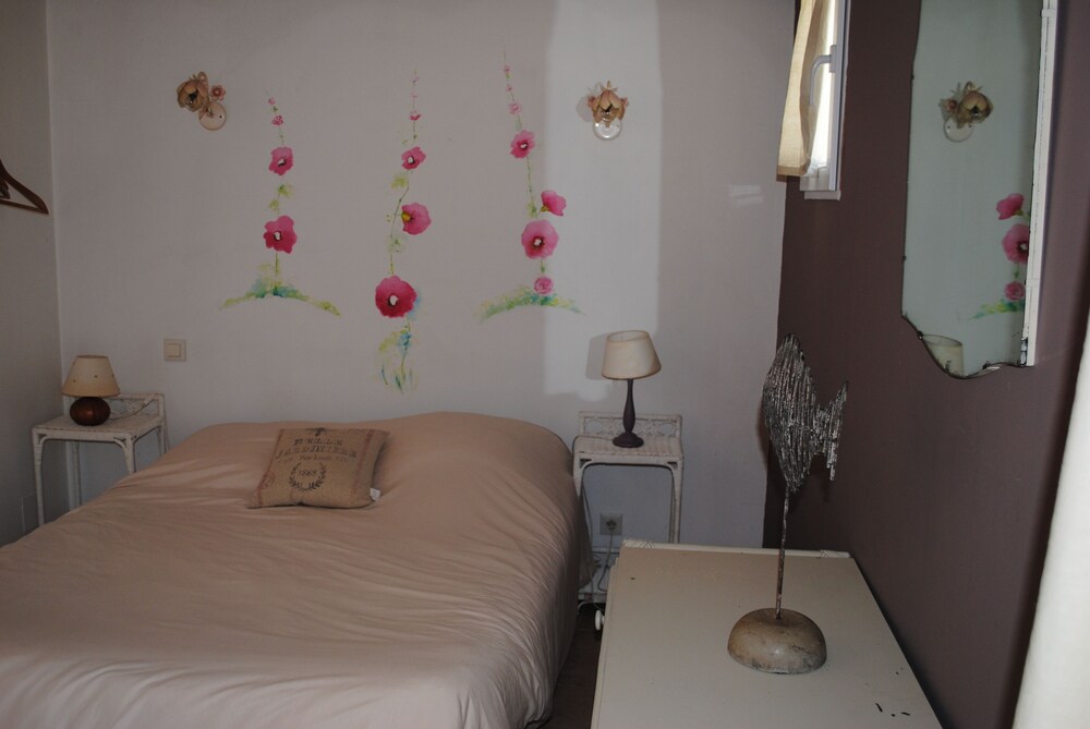 Hotel De La Maree Ile De Re 94 165 Rivedoux Plage