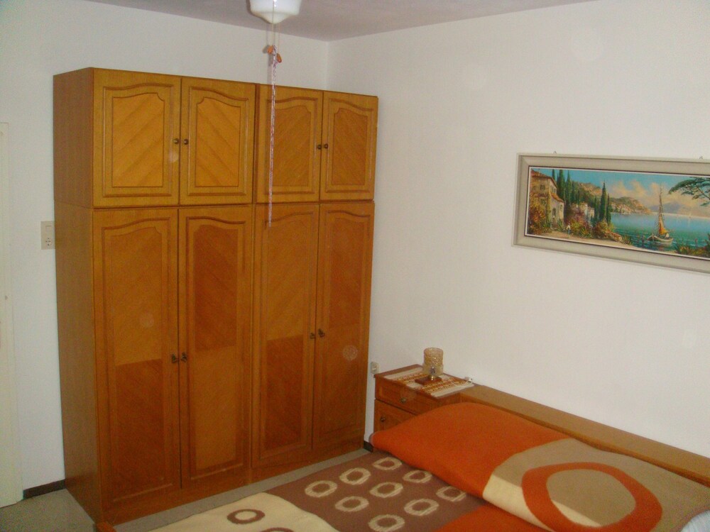Apartment Ana A1(4+2) Postira, Island Brac, Croatia Postira Vrbo