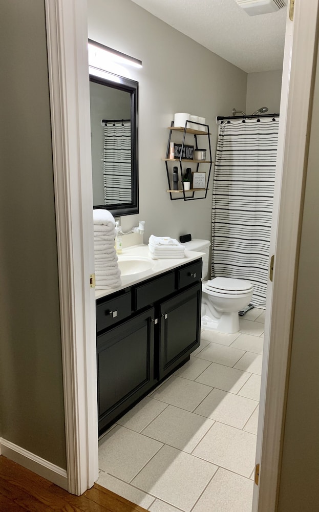 Reduced !! Beautiful Home Located 2.5 miles from Bristol Motor Speedway !!