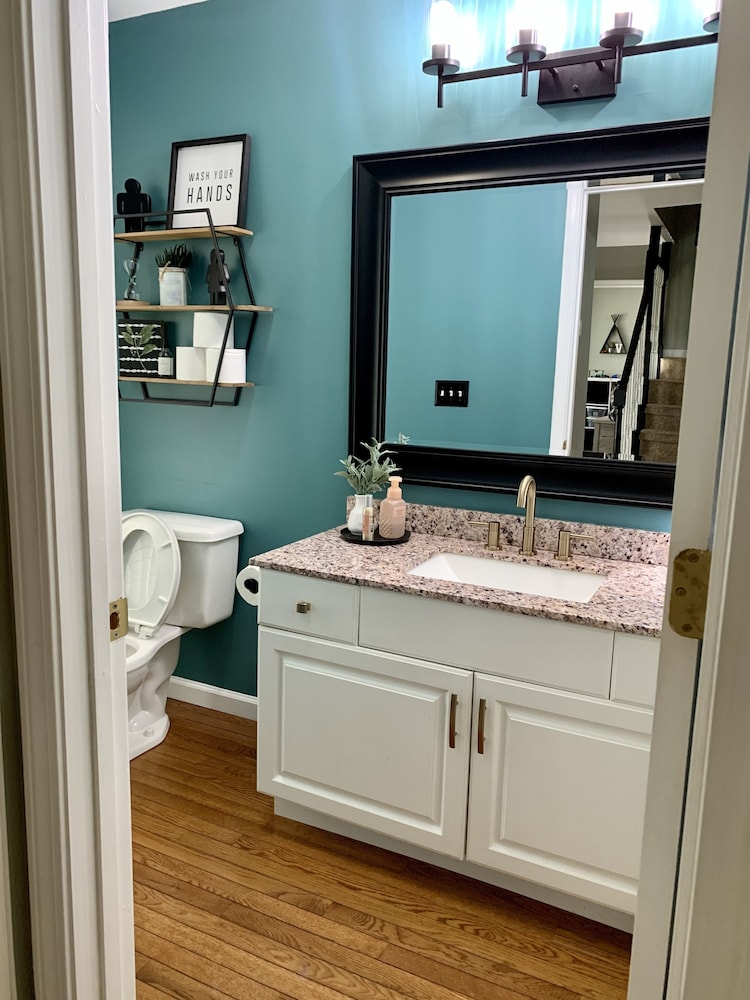 Reduced !! Beautiful Home Located 2.5 miles from Bristol Motor Speedway !!