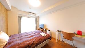 In-room safe, free WiFi