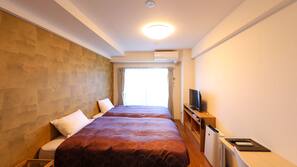 In-room safe, free WiFi