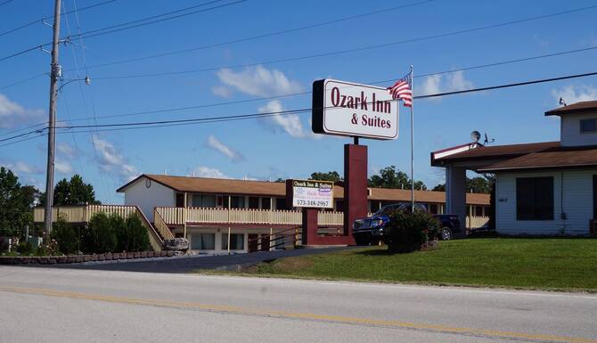 Ozark Inn Suites In Osage Beach Mo Expedia