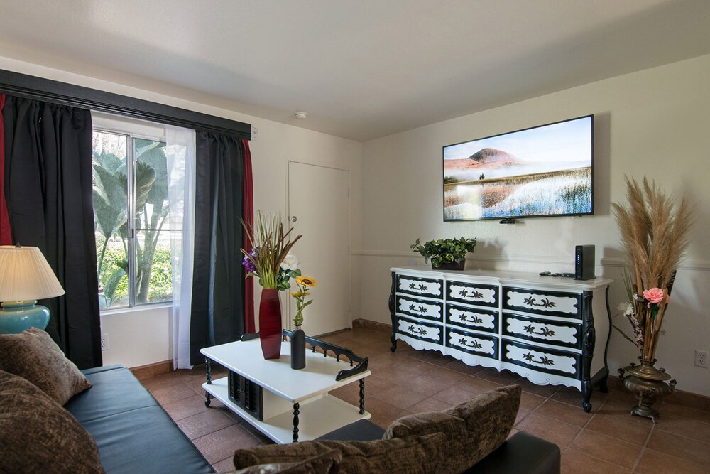 DogFriendly, oasislike condo in East County, San Diego Santee Vrbo