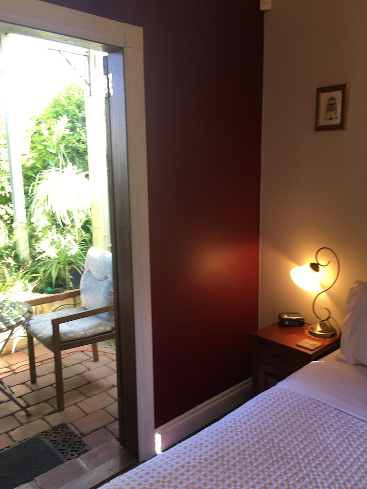Swan Inn Bed and Breakfast