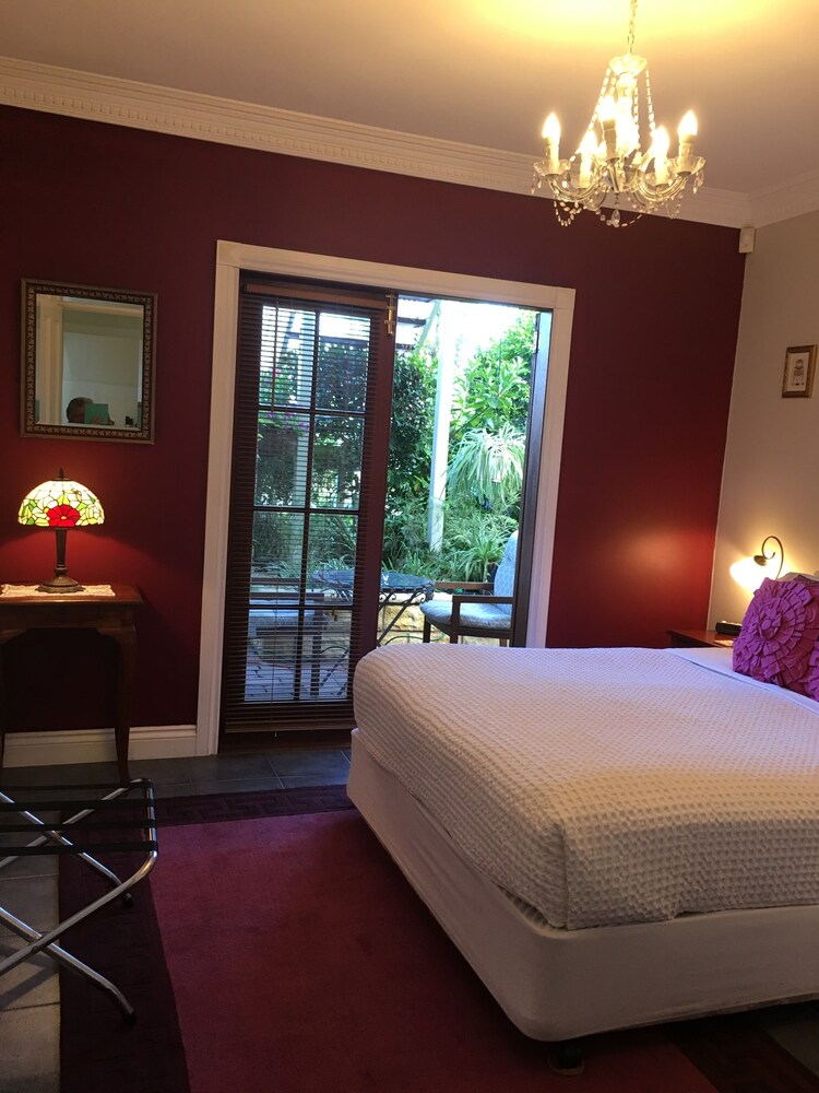 Swan Inn Bed and Breakfast