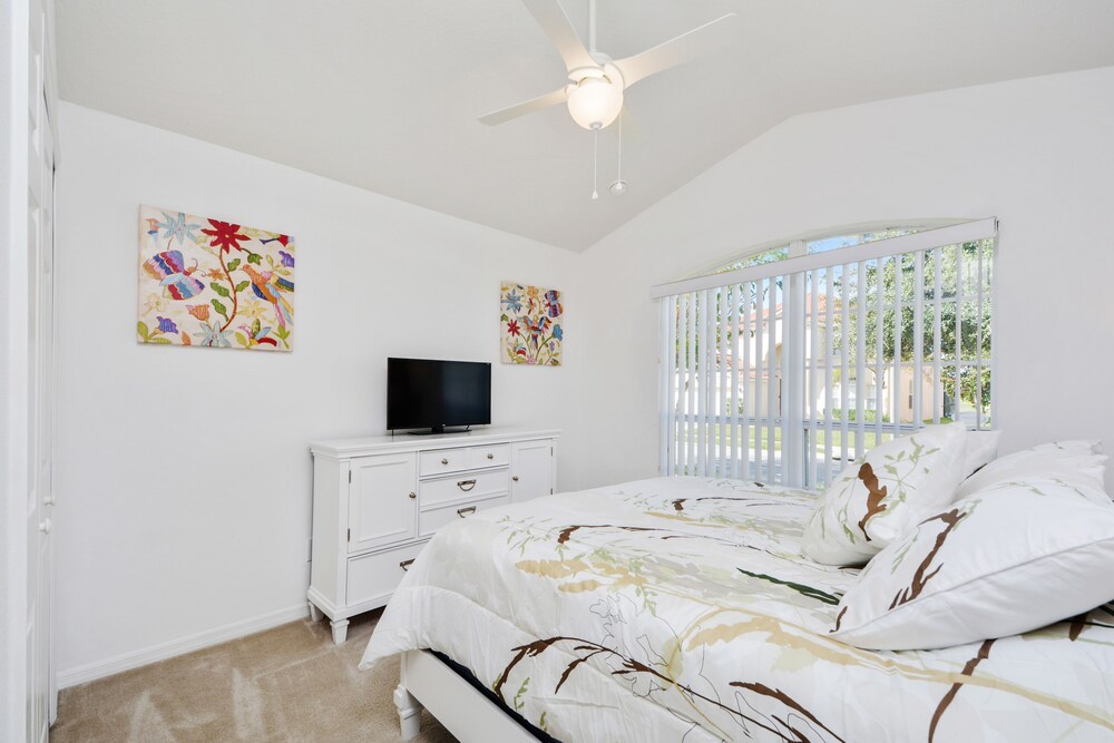 Luxury Resort Villa Disney Frozen And Pixar Themed Kids