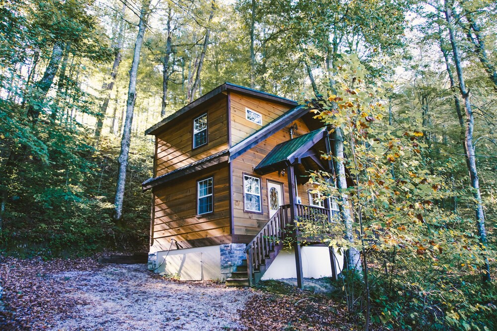 Fireside Extraordinary Couples Cabin In Slade Hotel Rates